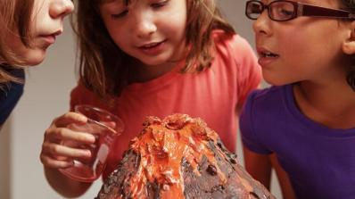 “How to Make Slime” & 6 More Rainy Day Science Activities for Kids